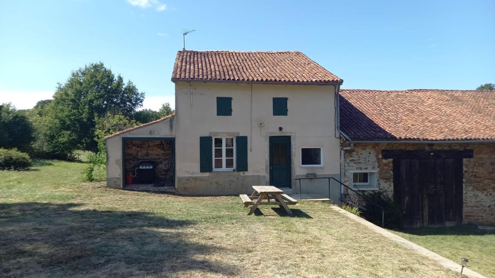 Villa La petite halte Bellac Esterno foto